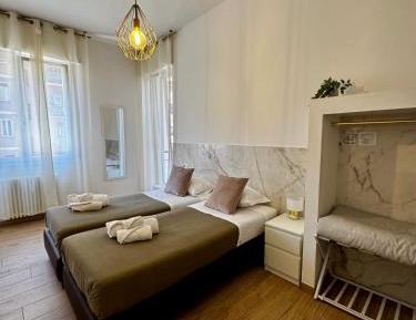 Twin Room with Private Bathroom