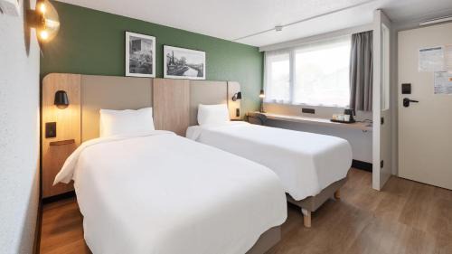 Standard Room - 2 Single Beds