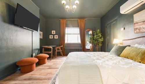 Two-Bedroom Townhouse