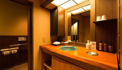 Deluxe Japanese-Style Room - Non-Smoking 