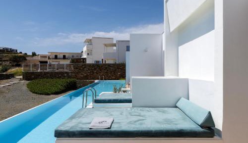 Superior Suite with Direct Pool Access