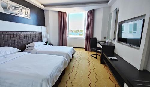 Deluxe Double or Twin Room 