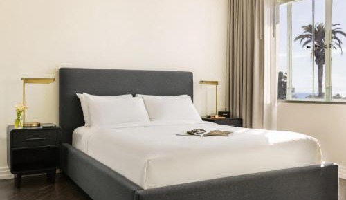 Queen Room with Ocean View