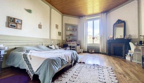 Suite (4 People)