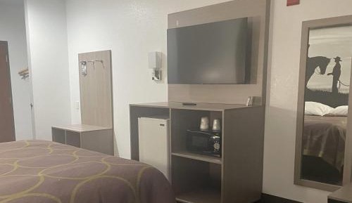 King Room - Non-Smoking