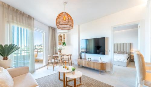 Superior Apartment with Balcony
