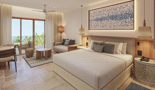 Junior Suite with Ocean View - King Bed