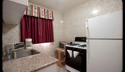 Deluxe Double Room with Two Double Beds and Kitchen