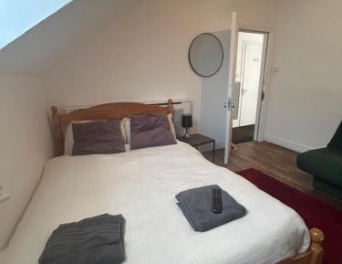 Standard Double Room with Shared Bathroom