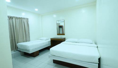 Triple Room with Private Bathroom