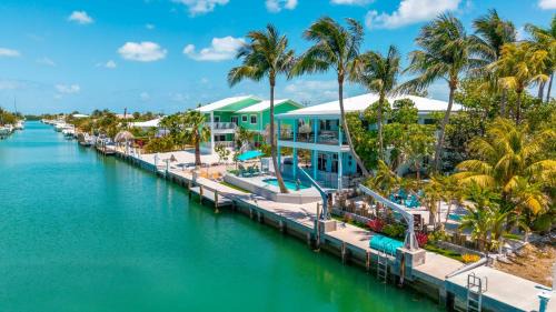 Four-Bedroom Deluxe Home - Oceanfront