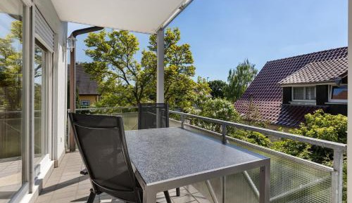 Superior One-Bedroom Apartment with Balcony