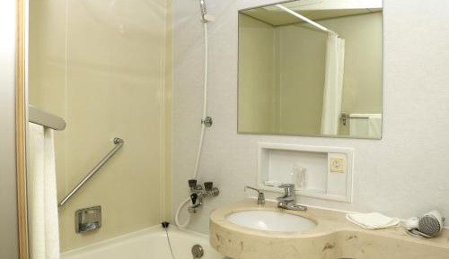 Single Room - Non-Smoking