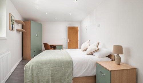 Double Room with Private Bathroom