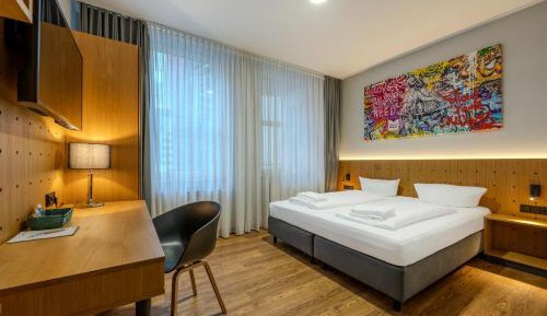 Superior King Room