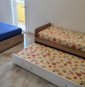 Quadruple Room with Private Bathroom
