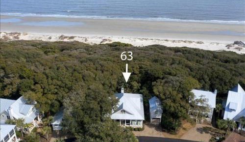 Four-Bedroom Holiday Home