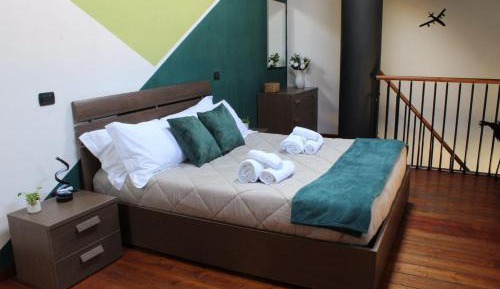 One-bedroom Loft Apartment 