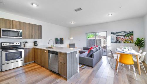 Three-Bedroom Loft Apartment
