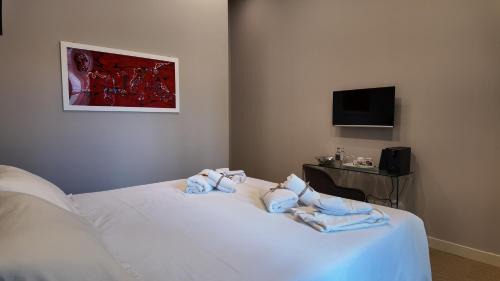 Twin Room with Private Bathroom