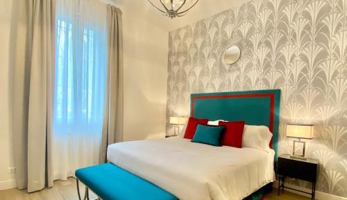 Two-Bedroom Deluxe Apartment with Garden View