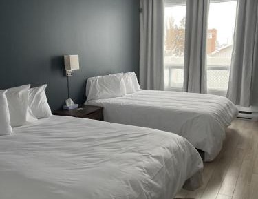 Double Room with Balcony and Sea View