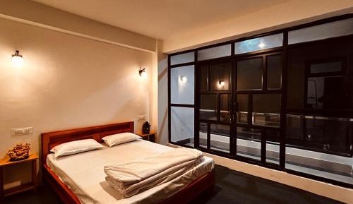 Queen Room with Balcony