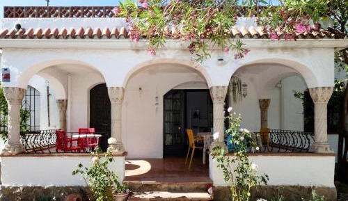 Three-Bedroom Holiday Home 