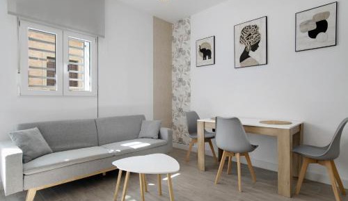 Superior One-Bedroom Apartment