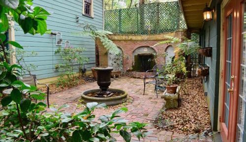 Cottage with Garden View