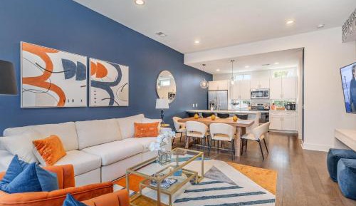 Three-Bedroom Holiday Home 