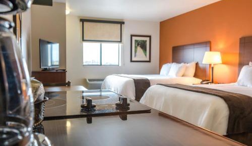 Deluxe Queen Room with Two Queen Beds