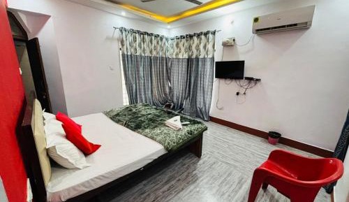 Deluxe Room (1 adult + 2 children)