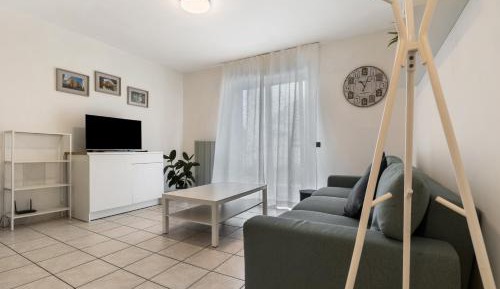 Superior One-Bedroom Apartment with Balcony