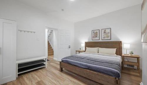 Double Room with Private Bathroom