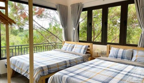 Quadruple Room with Balcony