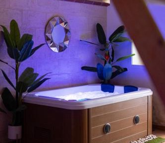 Quadruple Room with Bath