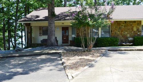 Three-Bedroom Townhouse