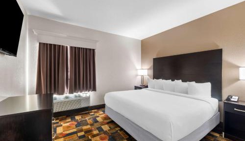 King Suite with Sofa Bed - Non-Smoking