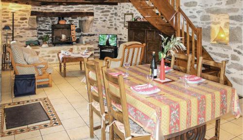 Two-Bedroom Holiday Home