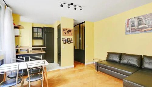 One-Bedroom Apartment