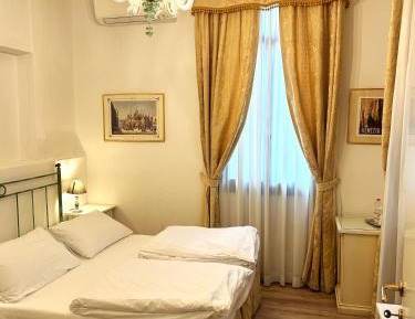 Double Room with Patio