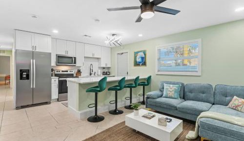 Two-Bedroom Deluxe Apartment