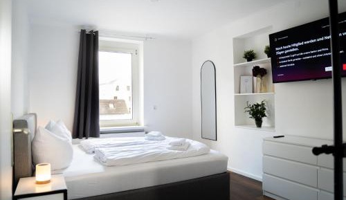 Three-Bedroom Apartment - High Floor
