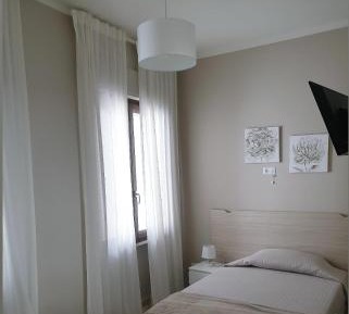 Double Room with Private External Bathroom