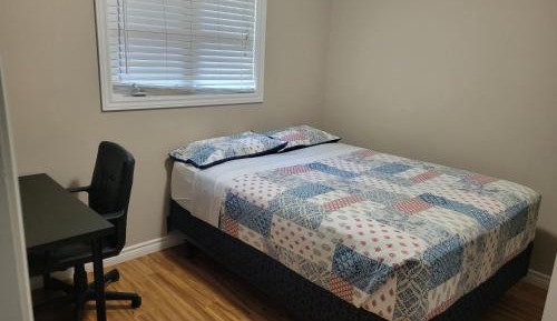 Queen Room