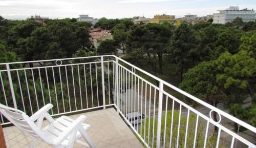 Double or Twin Room with Sea View