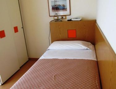 Single Room with Partial Sea View