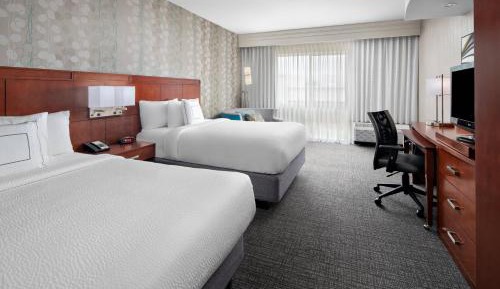 Guest Room with Two Queen Beds