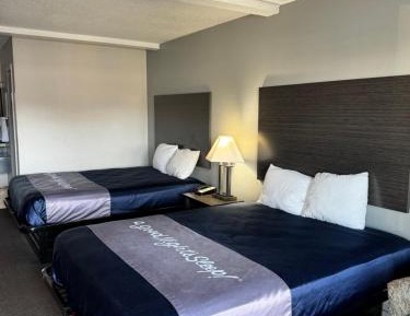 Queen Room with Two Queen Beds